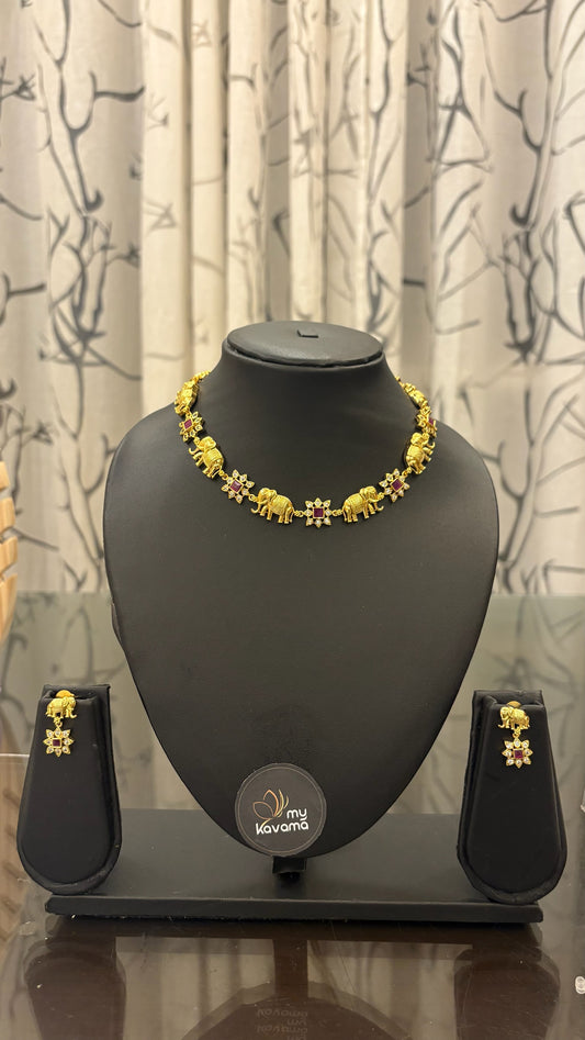 Elephant AD stone necklace