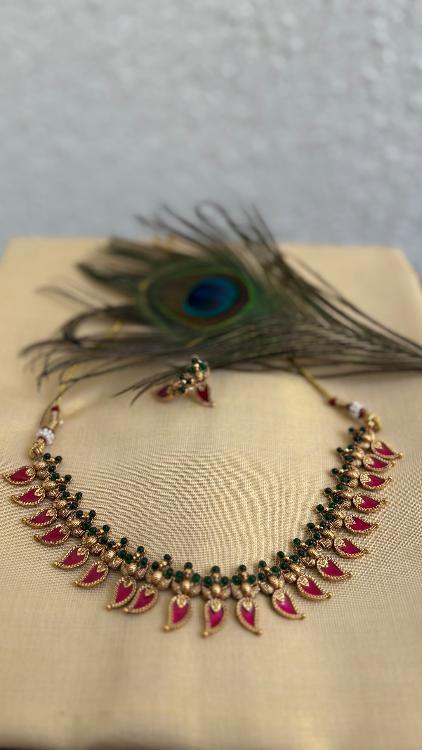 Elegant peacock palakka