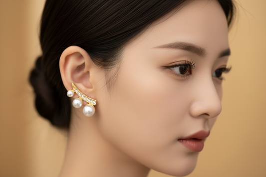 Pearl bluetooth earrings