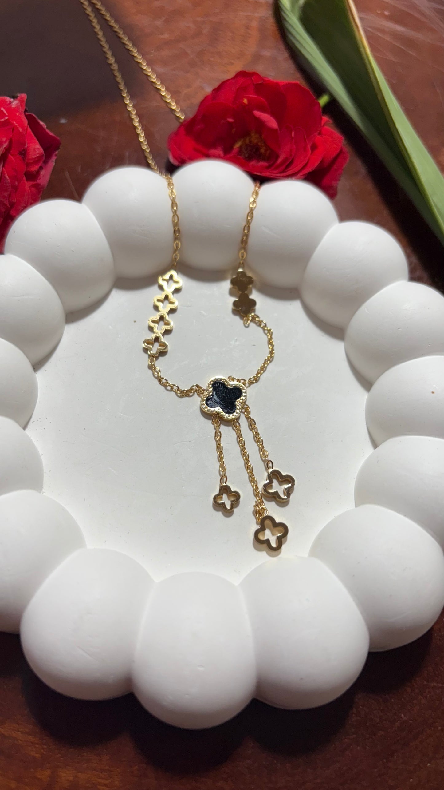 Multi Clover chain black necklace
