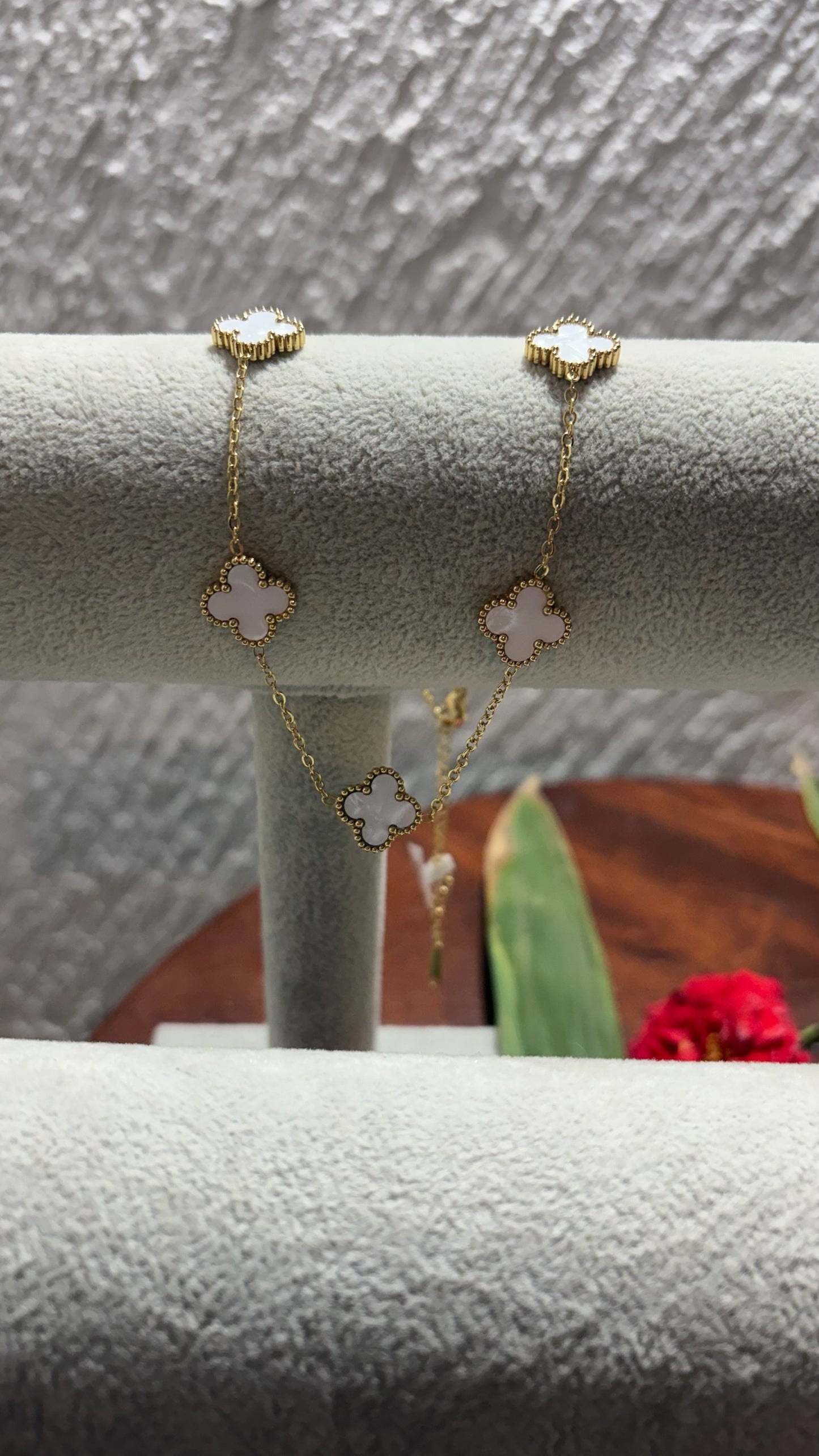 Clover chain