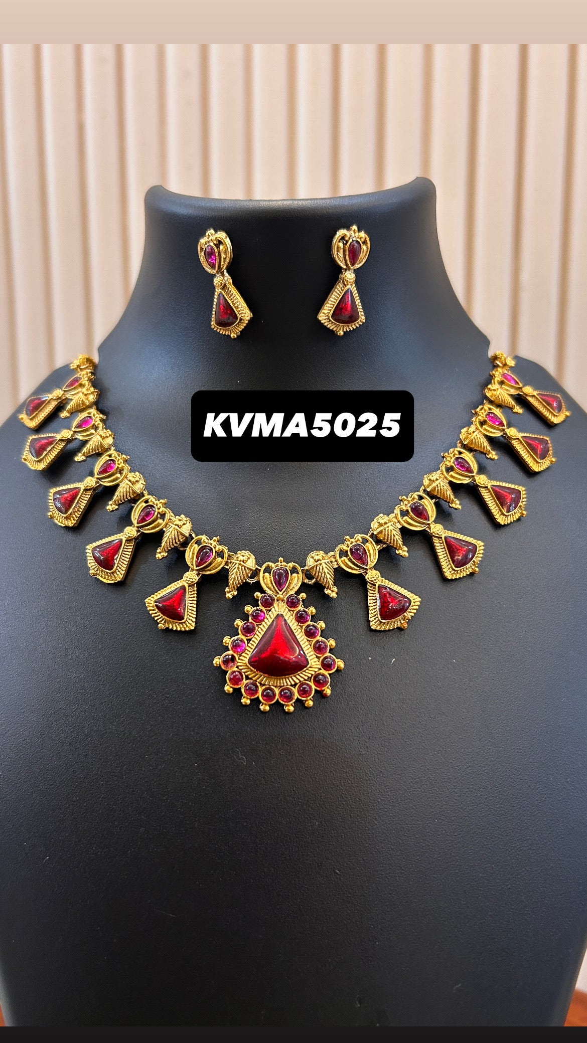South Indian bridal palakka (triangle )