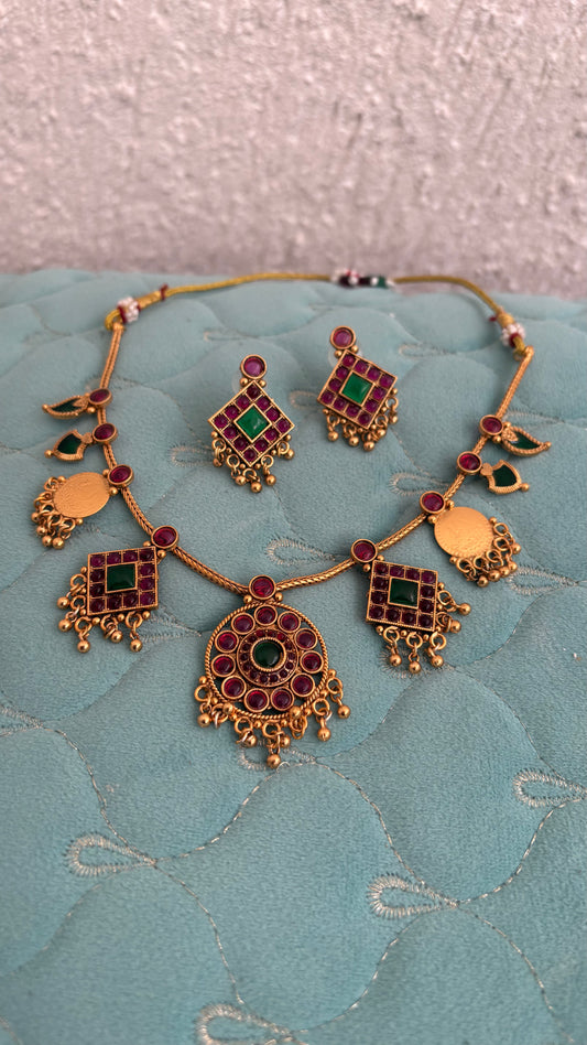 Palakka manga mixed necklace