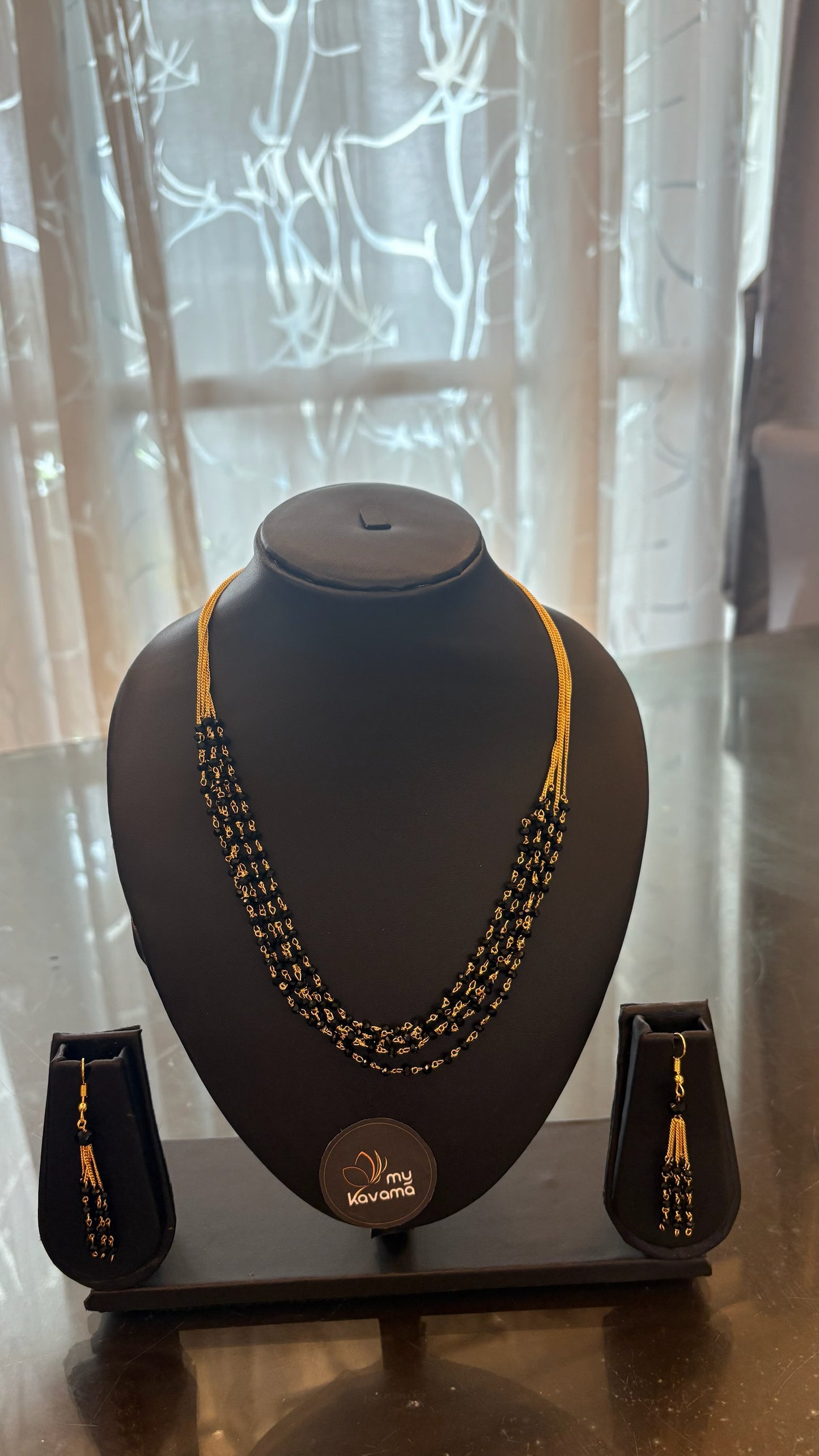 Layered beads necklace KARIMANI