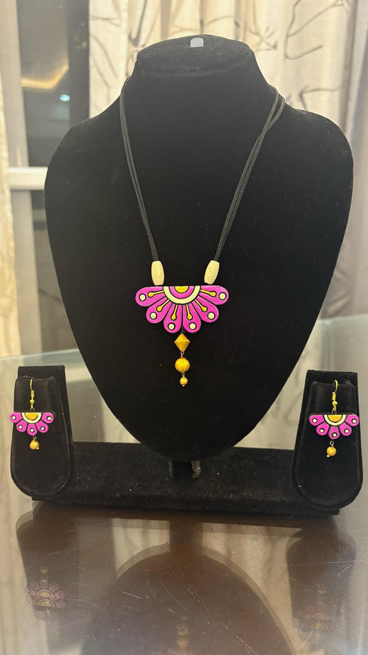 Half flower Terracotta