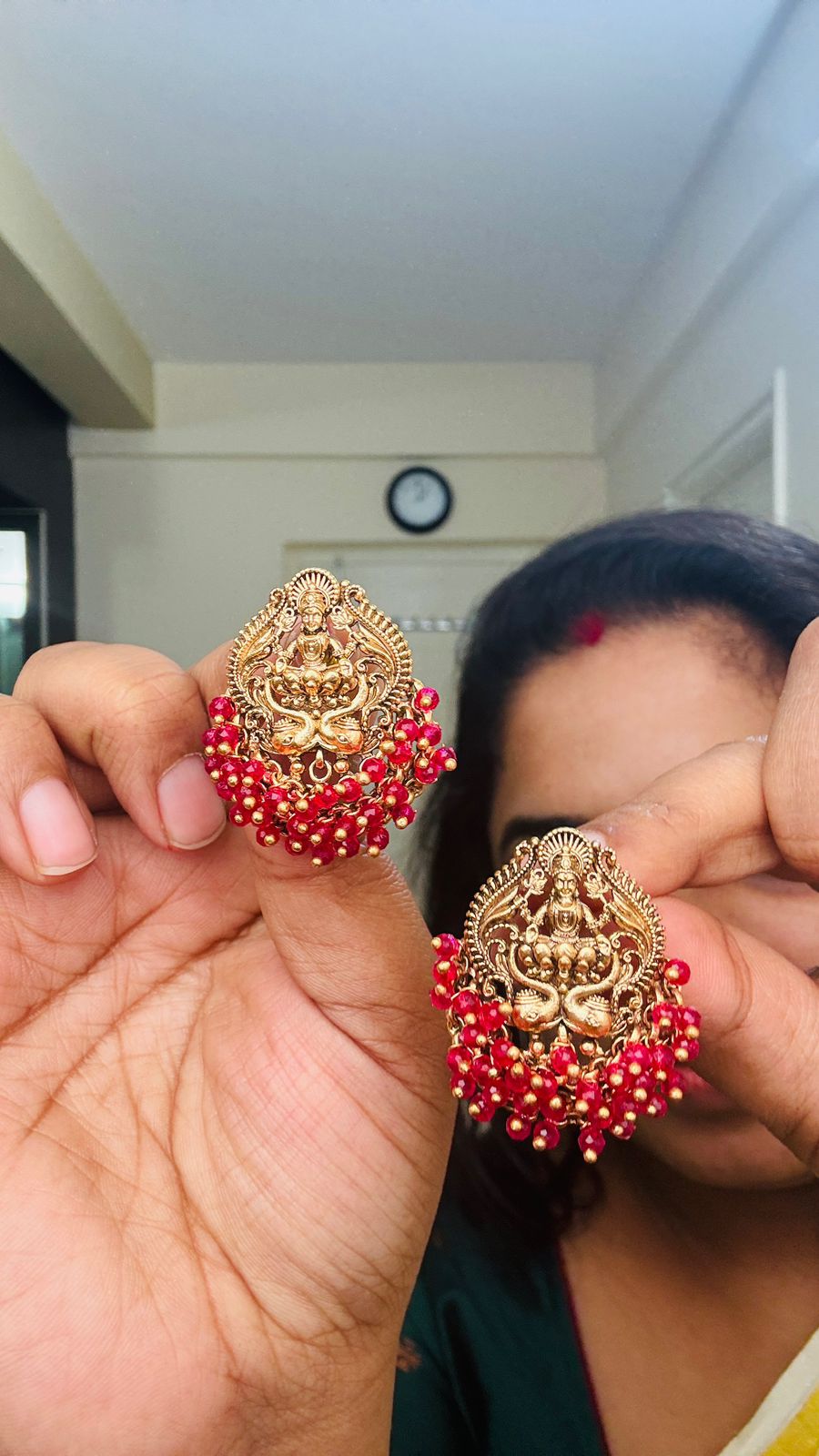 Premium Central Goddess Lakshmi Pendant Necklace