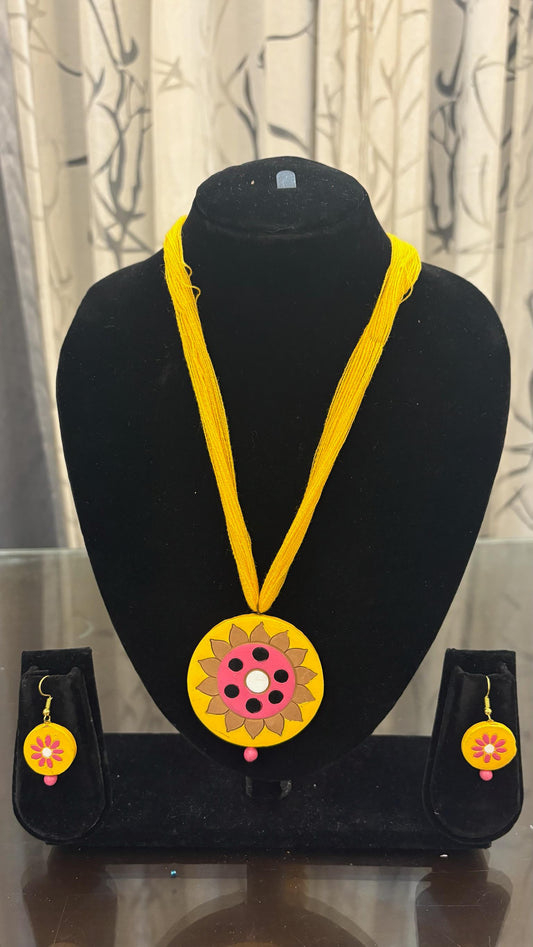 Mirror work Terracotta